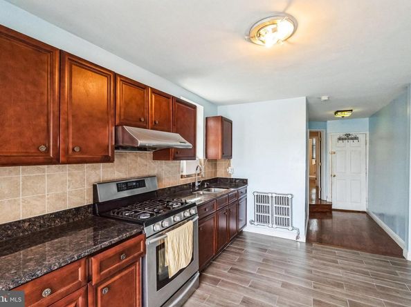 1917 E Allegheny Avenue, Philadelphia PA 19134