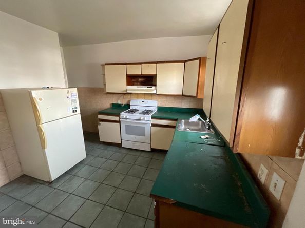 1429 W Olney Avenue, Philadelphia PA 19141