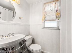 7215 Guyer Avenue, Philadelphia PA 19153