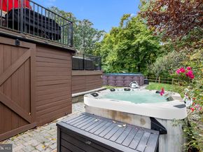 80 High Point W, Huntingdon Valley PA 19006