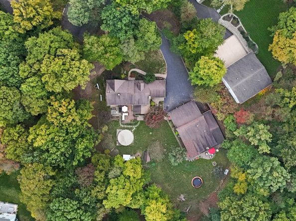 80 High Point W, Huntingdon Valley PA 19006