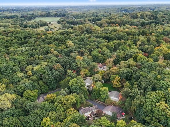 80 High Point W, Huntingdon Valley PA 19006
