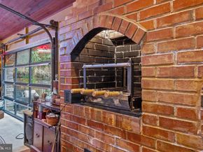 80 High Point W, Huntingdon Valley PA 19006