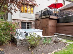 80 High Point W, Huntingdon Valley PA 19006