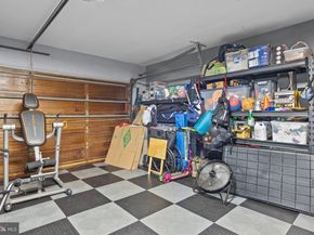 80 High Point W, Huntingdon Valley PA 19006