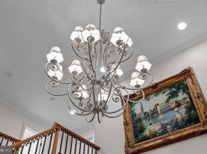 80 High Point W, Huntingdon Valley PA 19006