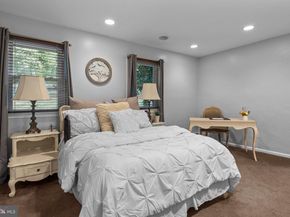 80 High Point W, Huntingdon Valley PA 19006