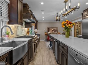 80 High Point W, Huntingdon Valley PA 19006