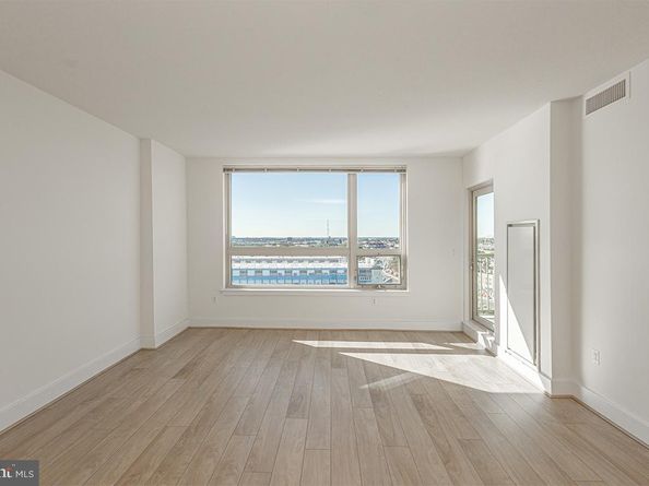 717 S Chris Columbus Boulevard 1210, Philadelphia PA 19147