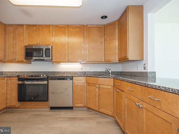 717 S Chris Columbus Boulevard 1210, Philadelphia PA 19147