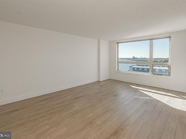 717 S Chris Columbus Boulevard 1210, Philadelphia PA 19147