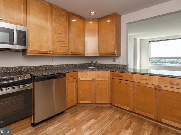 717 S Chris Columbus Boulevard 1210, Philadelphia PA 19147