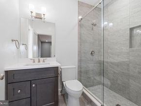 7631 Lisle Avenue, Falls Church VA 22043
