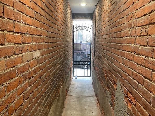 1225 N 6TH Street, Philadelphia PA 19122