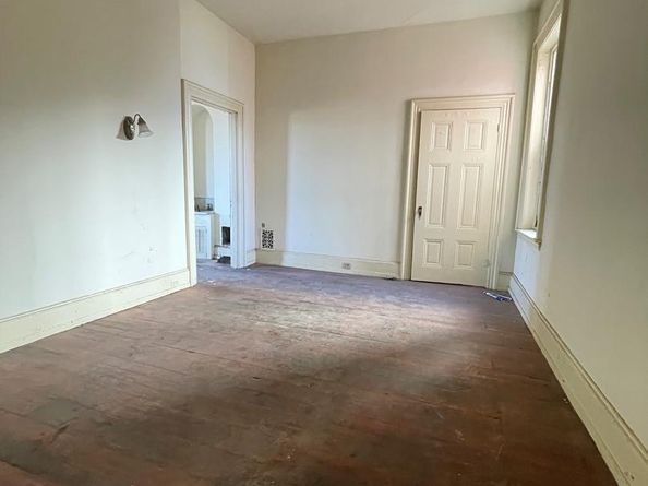 1225 N 6TH Street, Philadelphia PA 19122