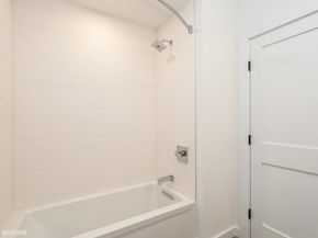 425 3rd St 219, Jersey City NJ 07302
