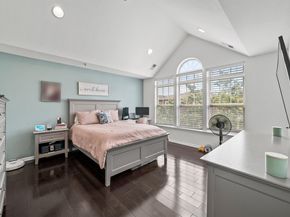 32 Marina Dr, Bayonne NJ 07002