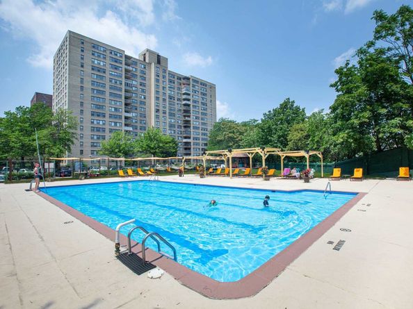 50 Dey St, Jersey City NJ 07306