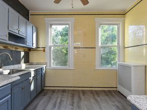 426 Hancock Pl, Fairview NJ 07022