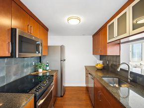 20 2nd St 1909, Jersey City NJ 07302