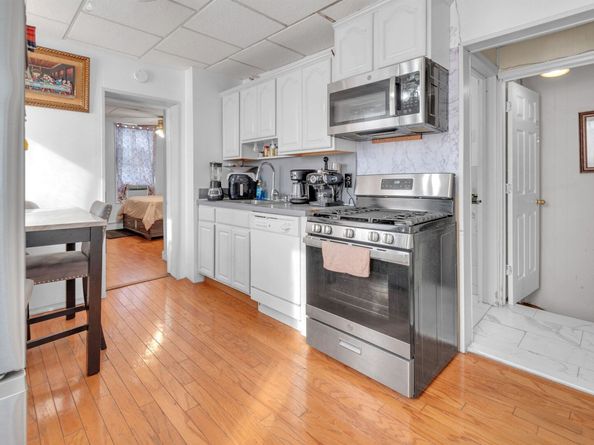 9 East 15th St, Bayonne NJ 07002