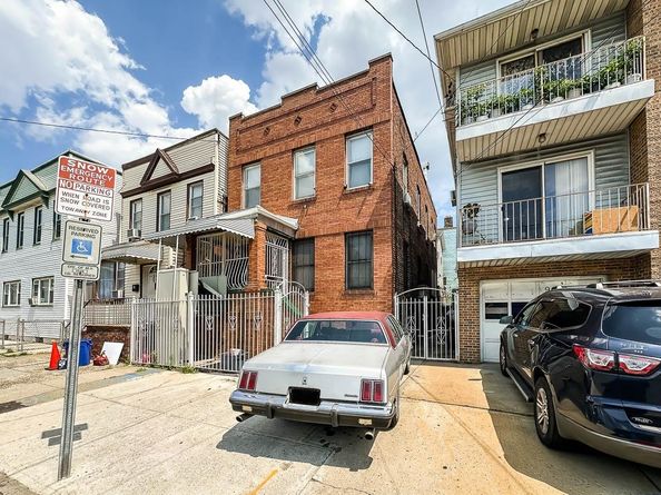 92 Mallory Ave, Jersey City NJ 07304