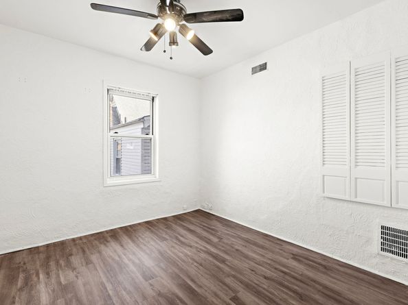 43 West 43rd St, Bayonne NJ 07002-3007