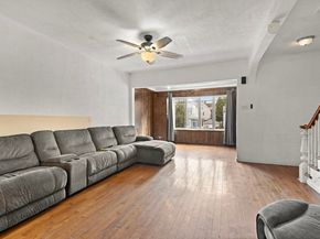 43 West 43rd St, Bayonne NJ 07002-3007