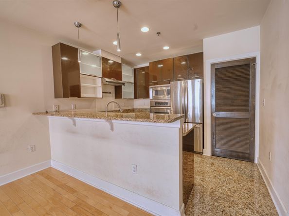 108 Jackson St 3A, Hoboken NJ 07030