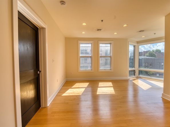 108 Jackson St 3A, Hoboken NJ 07030