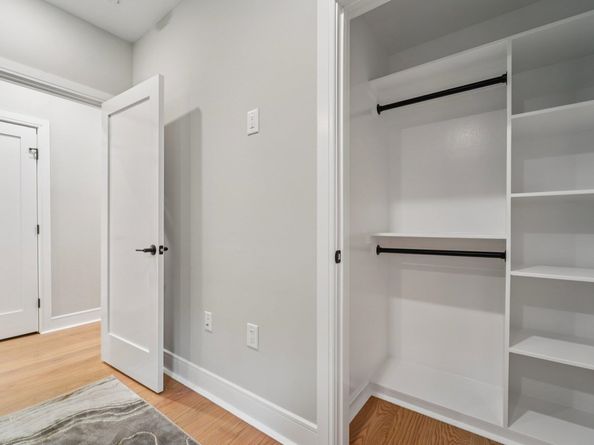 20 Marion Pl, Jersey City NJ 07306