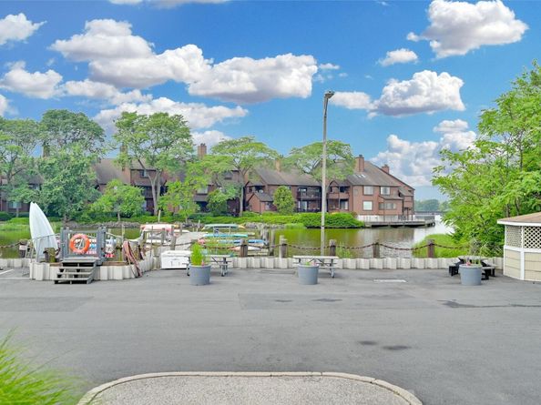 395 Whimbrel Lane 395, Secaucus NJ 07094