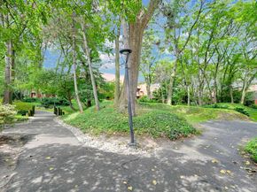 395 Whimbrel Lane 395, Secaucus NJ 07094