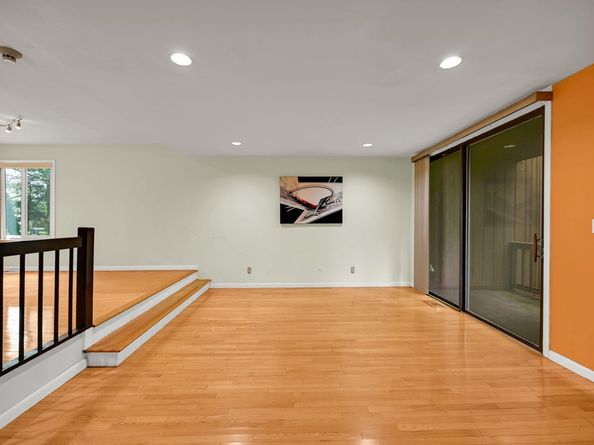 395 Whimbrel Lane 395, Secaucus NJ 07094