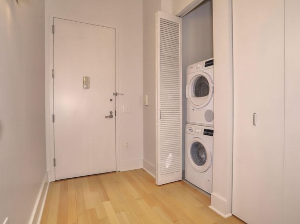 4 Beacon Way 302, Jersey City NJ 07304