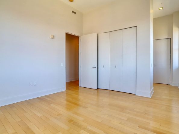 4 Beacon Way 302, Jersey City NJ 07304