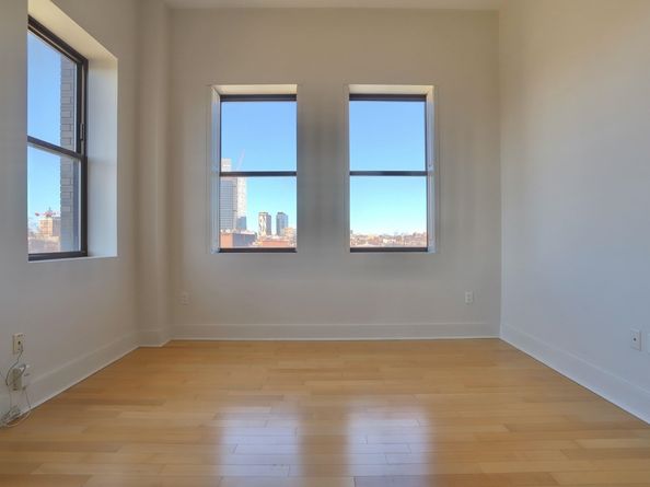 4 Beacon Way 302, Jersey City NJ 07304