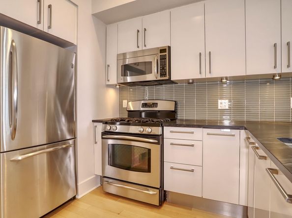 4 Beacon Way 302, Jersey City NJ 07304