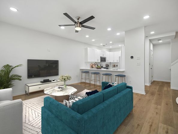 3 Tottenham Ct, Jersey City NJ 07305