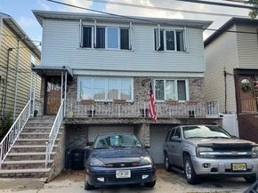12 Packard St, Bayonne NJ 07002