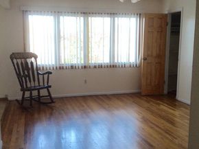 12 Packard St, Bayonne NJ 07002