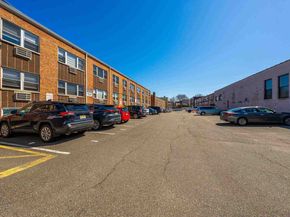 133 33rd St 3M, Union City NJ 07087