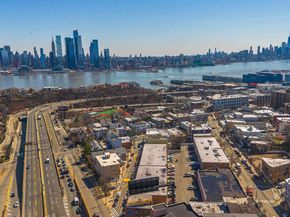 133 33rd St 3M, Union City NJ 07087