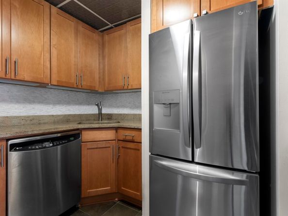 187 Wayne St C405, Jersey City NJ 07302