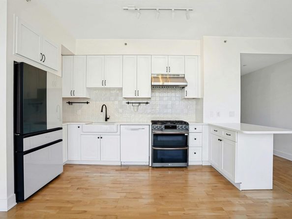 389 Washington St 33E, Jersey City NJ 07302