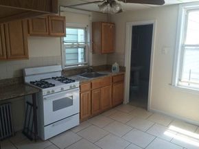 1315 9th St, North Bergen NJ 07047