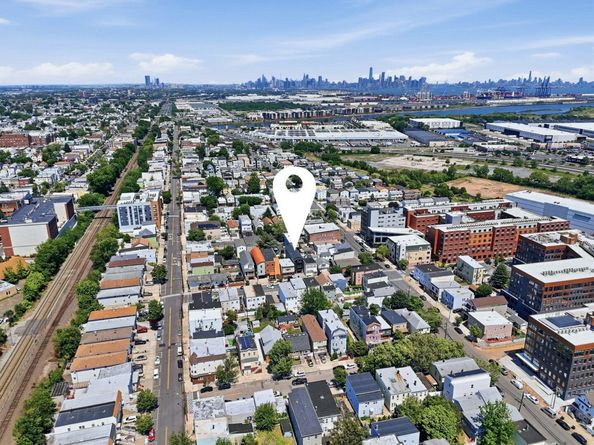79 East 23rd St, Bayonne NJ 07002