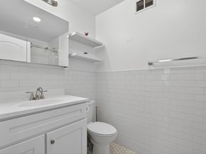 512 4th St 3, Union City NJ 07087