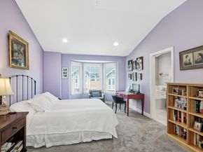 377 Kingston Ct, West New York NJ 07093