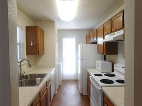 2121 Hepburn Street 905, Houston TX 77054